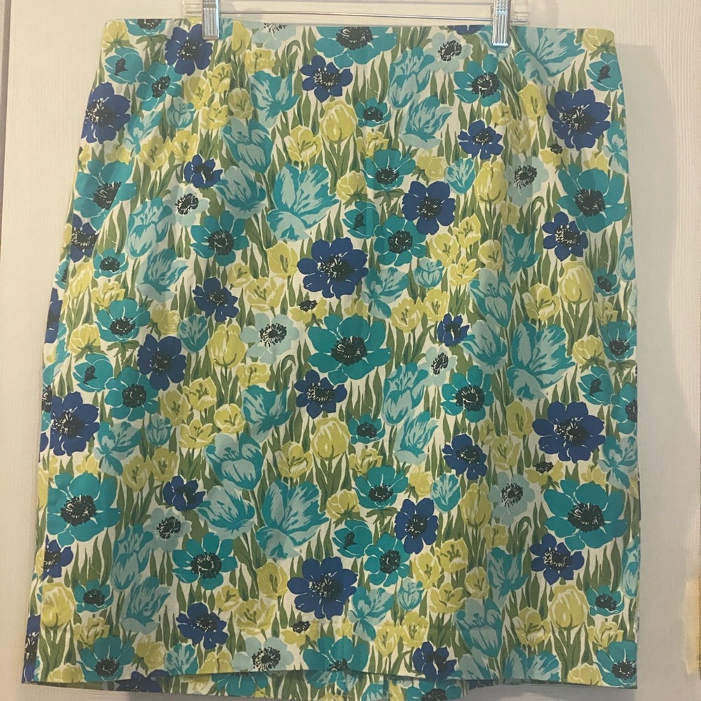 Talbots Blue and Green Floral Pencil Skirt